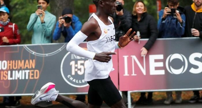 Incredibile: Maratona Perfetta di Kipchoge, oggi il primo uomo sotto le 2 ore