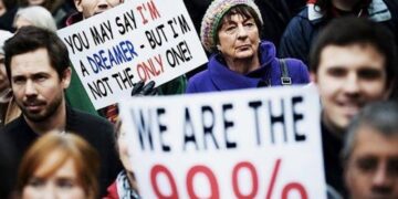 Fermiamo il neoliberismo o ci porterà al disastro: la concentrazione della ricchezza è fuori controllo