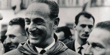 Una valigia di contanti per il FLN: quando l’ENI di Mattei finanziava la lotta di liberazione algerina