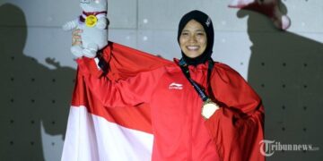 Spiderwoman col hijab: Aries frantuma il record mondiale di arrampicata. Fa parte di una generazione di sportive musulmane che va oltre tutti i pregiudizi