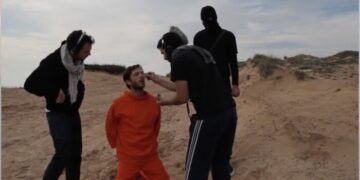 Gli USA hanno speso mezzo miliardo di dollari per produrre video fake di Al Qaeda. Tutto Dimenticato