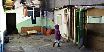 Emergenza: 1.262.000 minori italiani in povertà: cifra triplicata in 10 anni