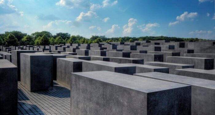 Gli ebrei tra il perenne eccesso di memoria e il difetto di geografia