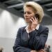 Ursula Von der Leyen accusata di aver cancellato dal telefono messaggi che potrebbero svelare uno scandalo di corruzione