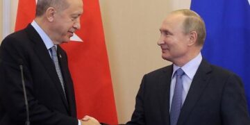 Erdogan e Putin: cessate il fuoco in Libia dal 12 gennaio