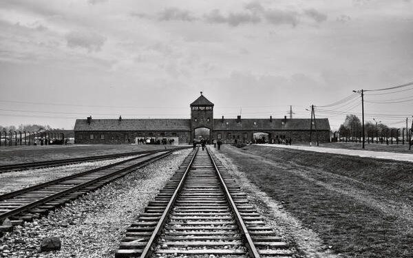 Giornata della memoria: abbiamo un grosso problema