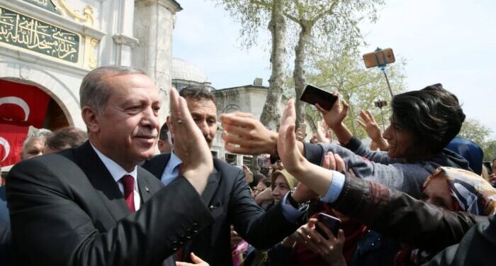 Erdogan il leader musulmano più popolare al mondo secondo un sondaggio condotto da Gallup