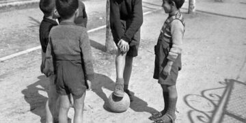 C’era una volta un’altra Italia, piena di bambini e guidata da politici veri