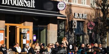 La Svezia che non ha chiuso ce la sta facendo meglio degli altri