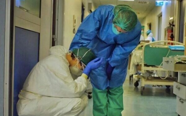 Gli operatori di Trivulzio contro la Regione Lombardia