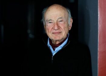 Parla il filosofo Edgar Morin: si è infranto il nostro delirio di onnipotenza