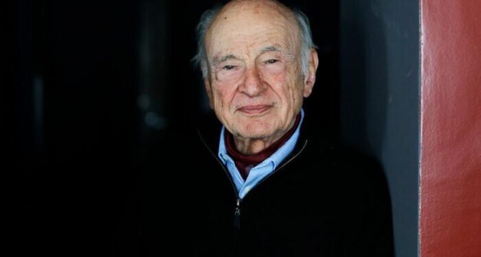 Parla il filosofo Edgar Morin: si è infranto il nostro delirio di onnipotenza