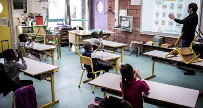70 Scuole chiuse in Francia per Covid? Una Bufala