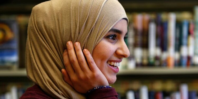 Distanze e halal laico nella nuova normalità del Coronavirus