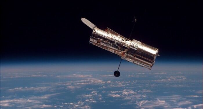 Compie 30 anni il telescopio Hubble: le immagini mozzafiato dallo spazio