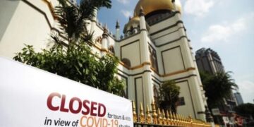 Uno strano tipo di musulmano: quello che vuole le moschee chiuse