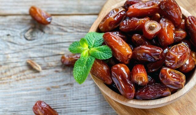 8 motivi per cui mangiare i datteri tutto l’anno