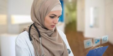 Il Sistema Sanitario UK ringrazia i medici musulmani in prima linea durante Ramadan