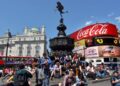 A Londra il progetto di moschea a Picadilly Circus scatena la reazione della destra islamofoba