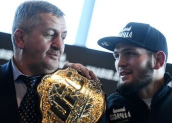 È morto Abdulmanap il padre e allenatore di Khabib Nurmagomedov