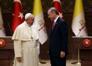 Su Aya Sofia anche il Papa fa politica