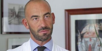 L’infettivologo Bassetti: non c’è nessuna emergenza ma a qualcuno fa comodo spaventare gli italiani