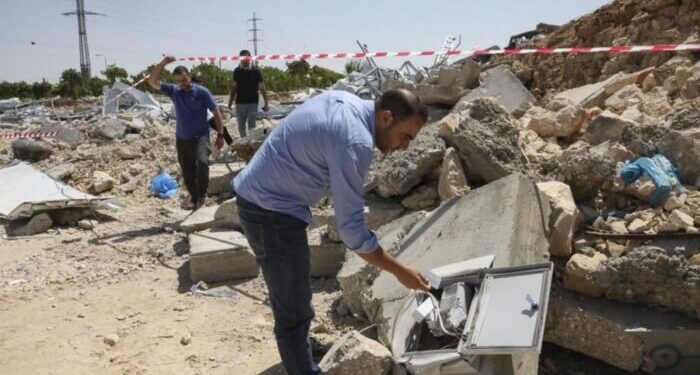 Israele distrugge una struttura medica anti-Covid a Hebron