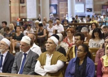 Dopo i cattocomunisti abbiamo i cattomusulmani