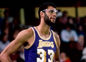 La stella NBA Kareem Abdul-Jabbar racconta la conversione all’Islam
