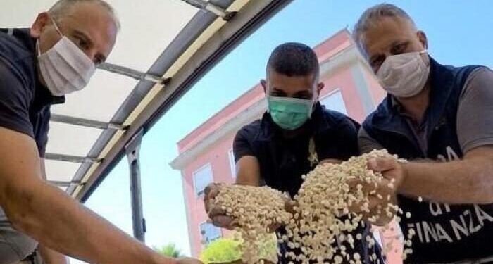 Captagon: la “droga dell’ISIS” che in realtà è prodotta dagli Assad, il governo italiano però preferisce non dirlo