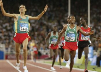 Hicham El Guerrouj e l’impresa epica di Atene su 1500 e 5000 metri