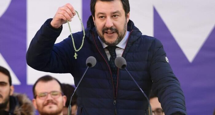 La retorica di Salvini? Niente di più lontano da Dio, Patria e Famiglia