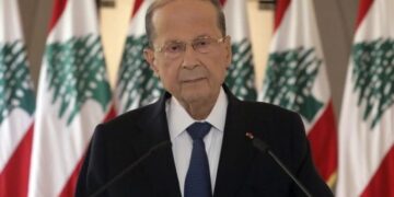 Il presidente libanese Aoun: potrebbe essere stata una bomba o un missile