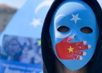 Perchè continuiamo ad ignorare la tragedia degli uiguri?