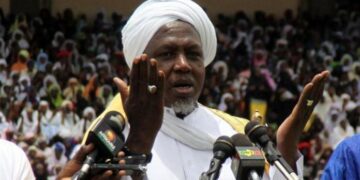 Mahmoud Dicko chiede un presidente civile per il Mali: chi è l’imam che guida l’opposizione