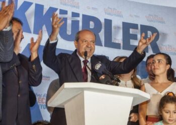 Nella Cipro Turca a sorpresa vince Tatar, il candidato di Ankara