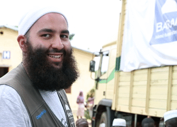 Francia: arrestato il presidente di una ONG Islamica per aver criticato Macron