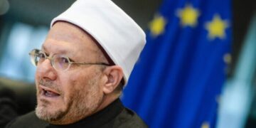 Il Mufti d’Egitto: 50% dei musulmani europei pro-ISIS, travolto dall’indignazione