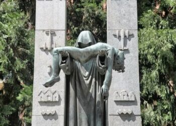 Il 20 ottobre del 1944 un raid americano uccise 164 bambini a Milano, la strage dei piccoli martiri di Gorla