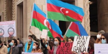 La comunità azera di Milano in piazza per il Nagorno Karabakh