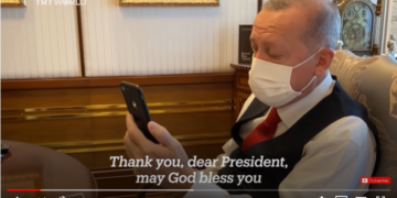 Erdogan chiama i due eroi turchi di Vienna: Sono orgoglioso di voi