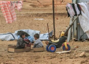 Israele gli da solo 10 minuti per evacuare: 41 bambini palestinesi lasciati senza casa