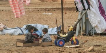 Israele gli da solo 10 minuti per evacuare: 41 bambini palestinesi lasciati senza casa