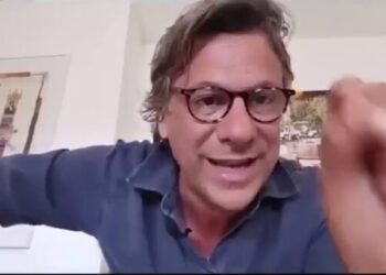 Il delirio di Porro & Co: se critichi le loro panzane gridano alla fatwa