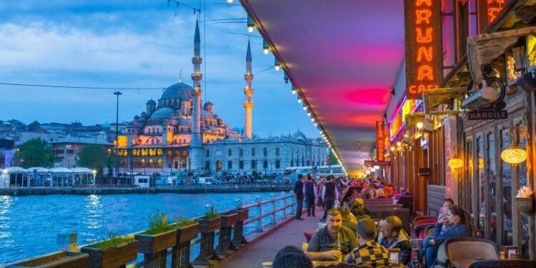 Istanbul bellezza universale, com’è cambiata negli ultimi 20 anni