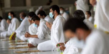 L’Arabia Saudita richiede il vaccino Covid a chi fa l’Umra