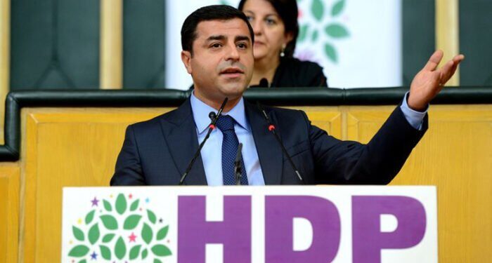 La parabola di Demirtaş: da interlocutore di Erdogan al rischio ergastolo