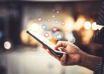 I social dall’utopia alla distopia, la soluzione è pagare il servizio