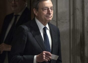 Il Conte, i Draghi, Il Cavaliere e il Grillo parlante ecco la fabula italica