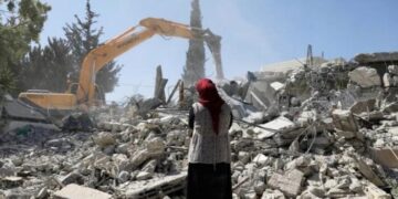 Il silenzio dei media israeliani sull’espulsione dei palestinesi